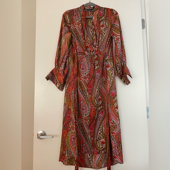 Zara Brand- Perfect dress for every occasion casual to party. Mix color dress. - Picture 3 of 10